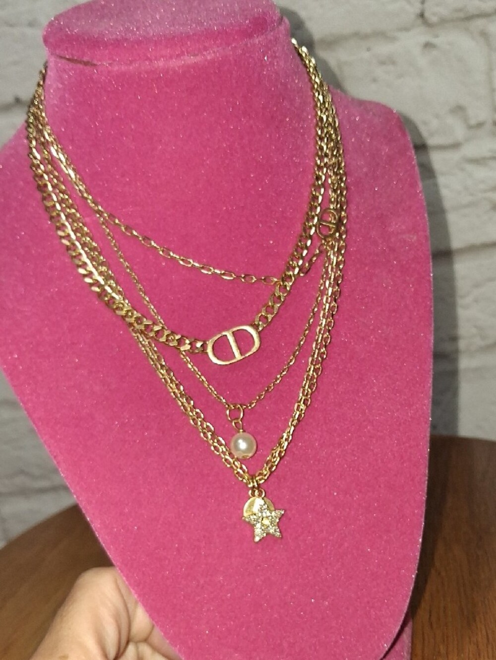 Christian Dior 30 Montaigne layered necklace Featuring Crystal Star/faux Pearl - Picture 7 of 13